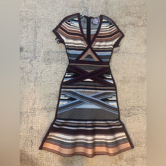 Herve Leger by Max Azria Striped bandage Dress size M - Picture 1 of 3